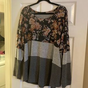Boutique tunic pullover  3x